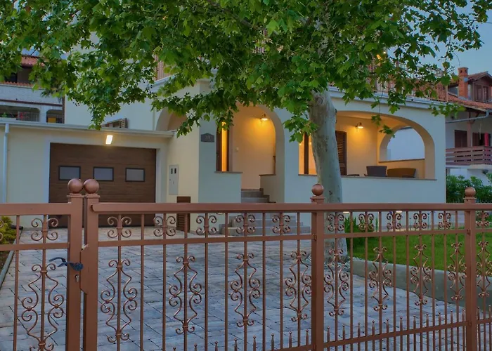 Toic Villa