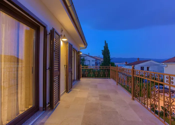 וילה Toic Čižići